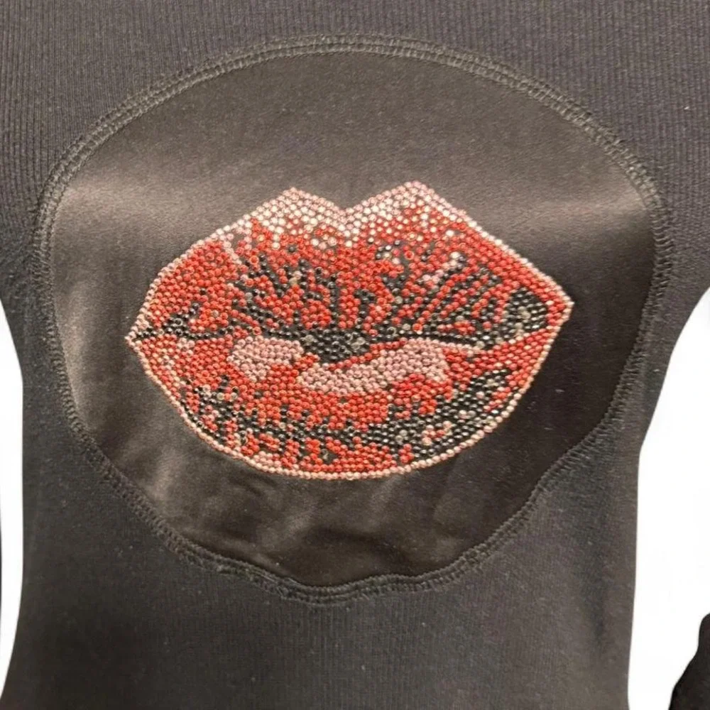 Bisou Bisou Y2K Bratz Energy Black Long Sleeve Bezzled Rhinestone Lips Size M - Picture 3 of 5